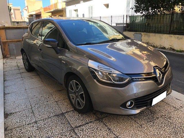 RENAULT Clio Grigio scuro metallizzato