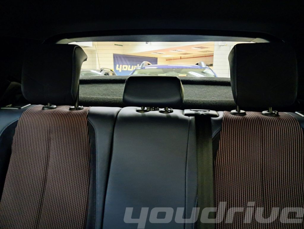 DS AUTOMOBILES DS 3 Crossback / BlueHDi 130 aut. Ines De La Fressange KM 98.200 - 22