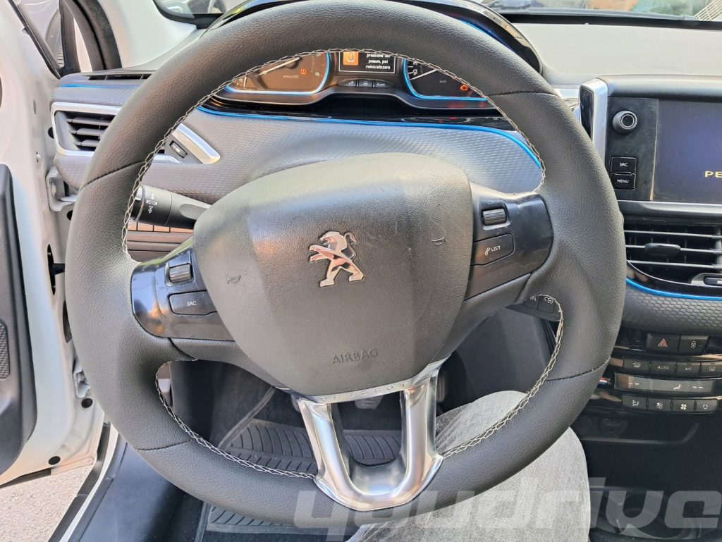 PEUGEOT 2008 / 1° serie BlueHDi 100 KM 116.700 - 11