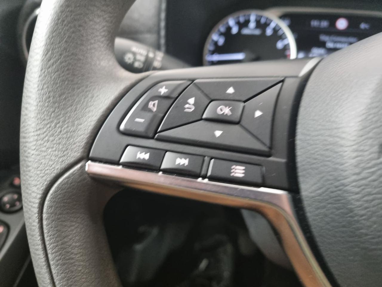 NISSAN Juke 1.0 DIG-T 114 CV Acenta Look Pack - 20