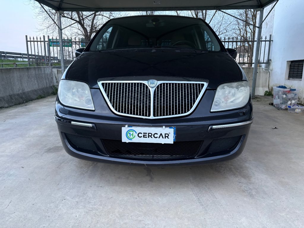 LANCIA Phedra EBNZINA/GPL FINO 09/33 AUTOMATICA 8 POSTI Emblema - 2