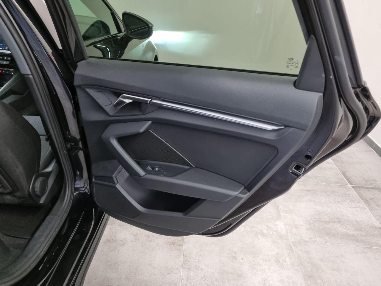 AUDI A3 SPB 35 TDI S tronic S line edition - 30