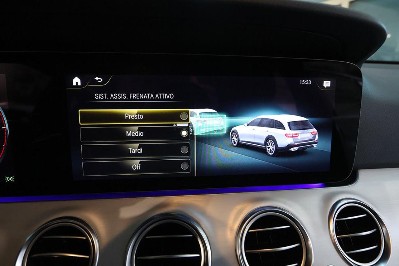 MERCEDES-BENZ E 220 d SW 4Matic Auto All-Terrain Business Sport - 33