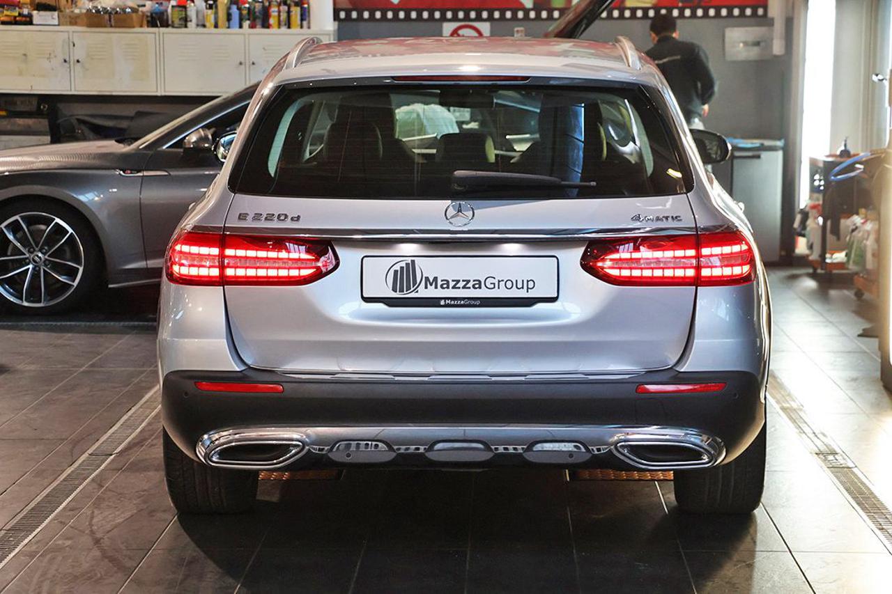 MERCEDES-BENZ E 220 d SW 4Matic Auto All-Terrain Business Sport - 4
