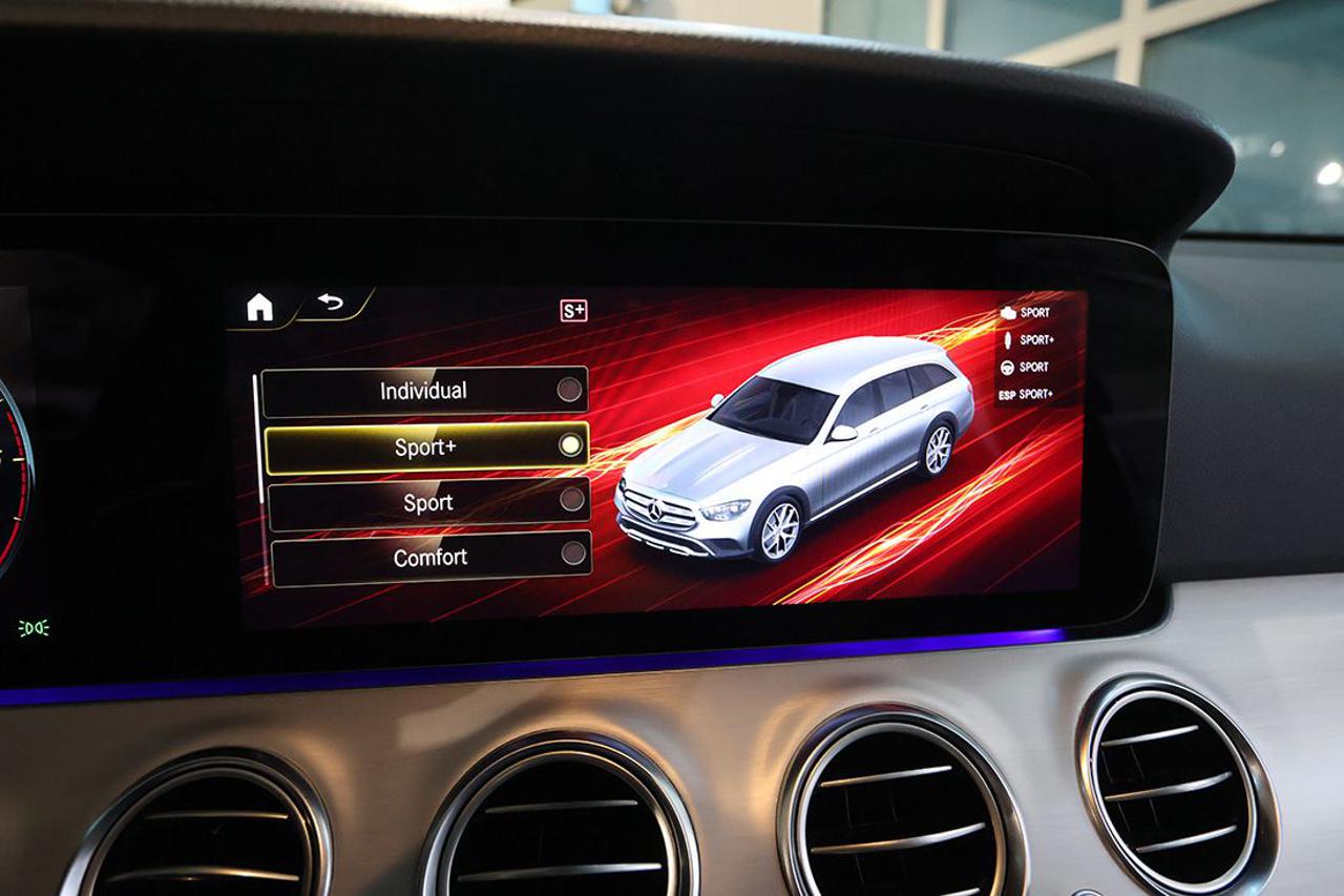 MERCEDES-BENZ E 220 d SW 4Matic Auto All-Terrain Business Sport - 29