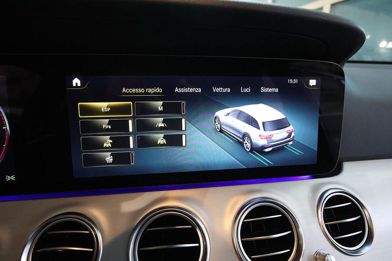 MERCEDES-BENZ E 220 d SW 4Matic Auto All-Terrain Business Sport - 27