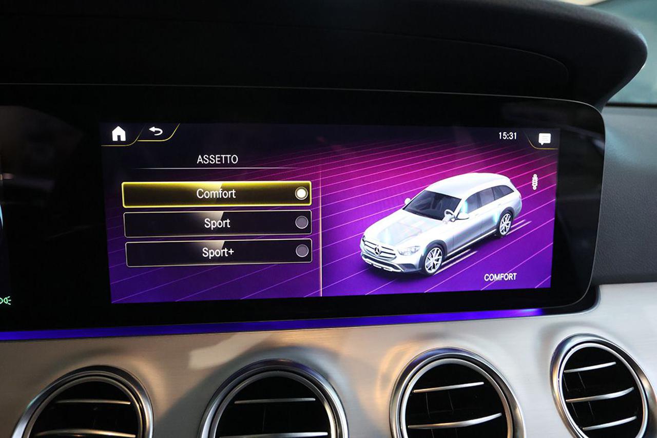 MERCEDES-BENZ E 220 d SW 4Matic Auto All-Terrain Business Sport - 30