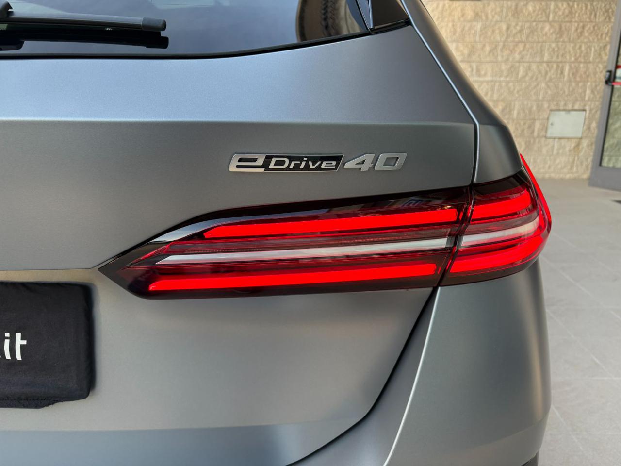 BMW i5 eDrive 40 Touring Msport Pro TETTO PANORAMICO - 35