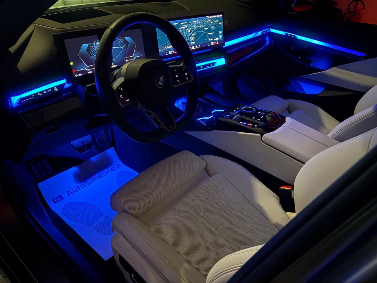 BMW i5 eDrive 40 Touring Msport Pro TETTO PANORAMICO - 17