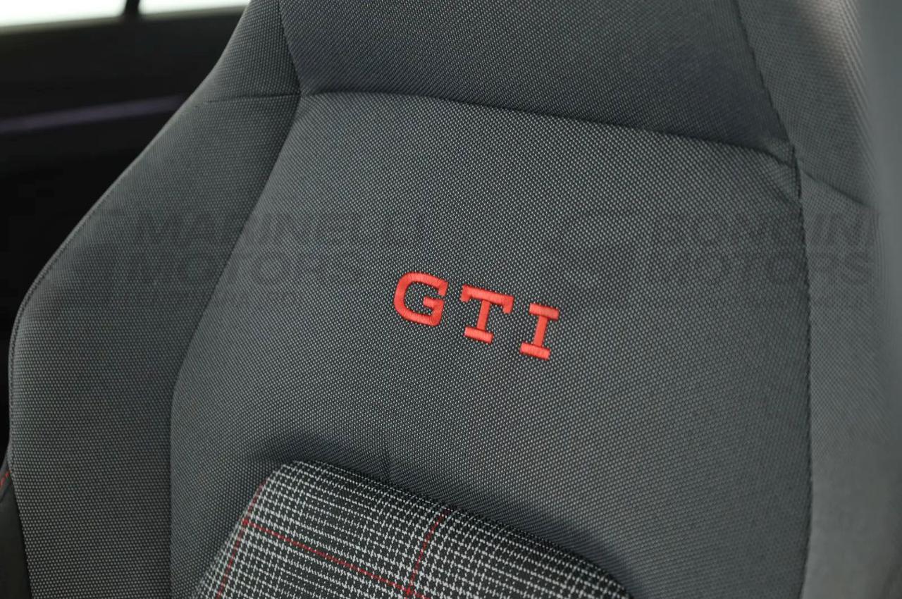 VOLKSWAGEN Golf GTI DSG 265 CV BLACK TETTO - HEAD UP - CERCHI 19 - 14