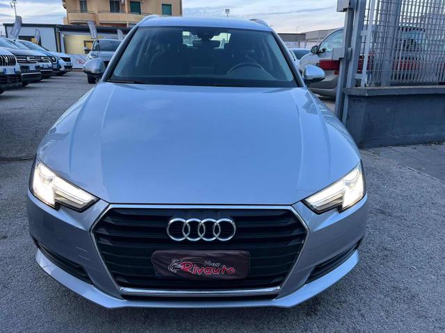 AUDI A4 Grigio argento metallizzato