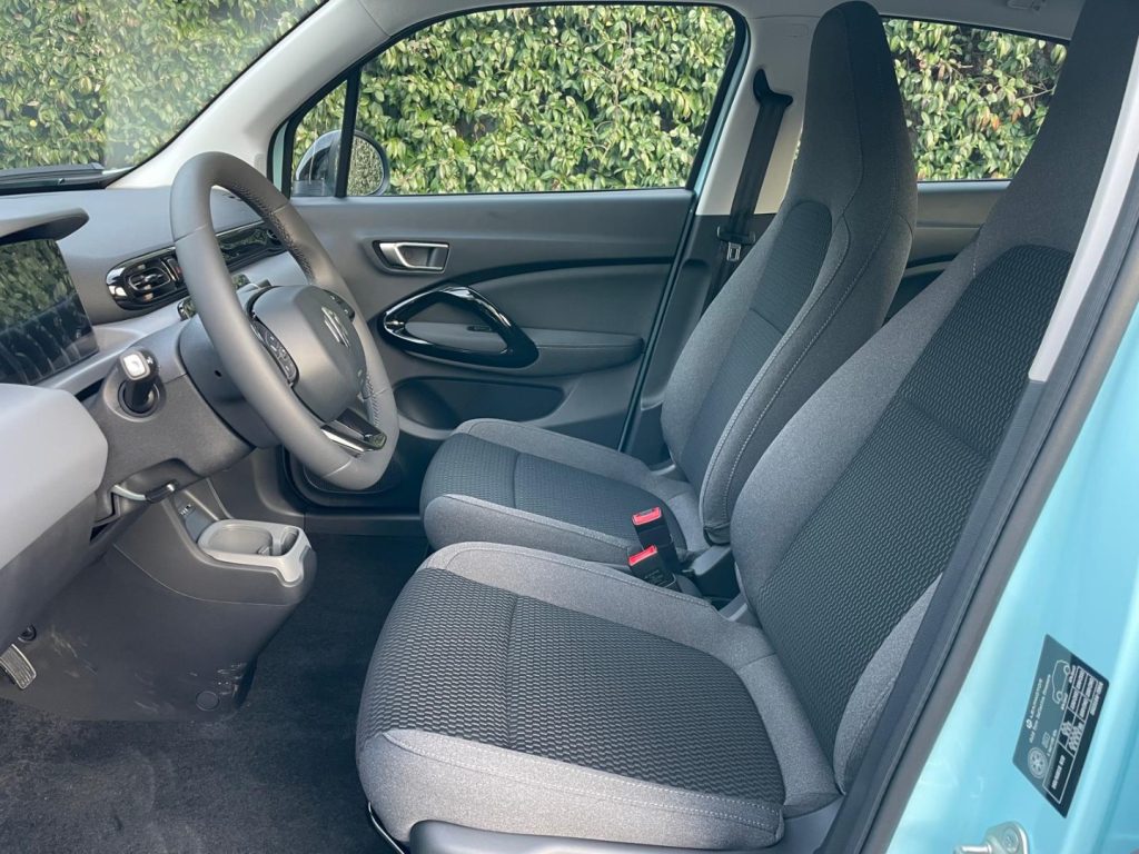 LEAPMOTOR T03 70kW - 11