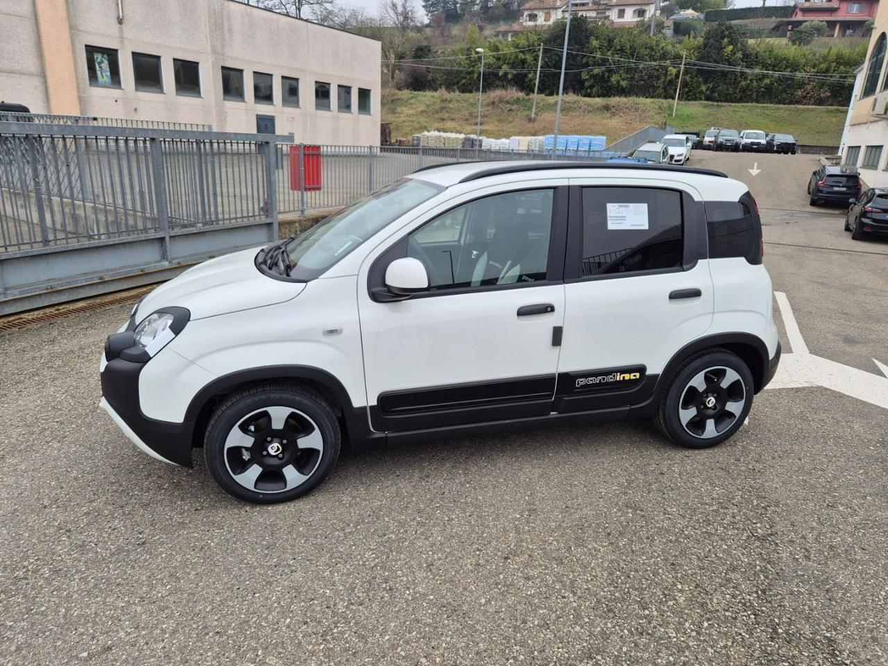 FIAT Pandina 1.0 FireFly 65 CV Hybrid Cross - 3