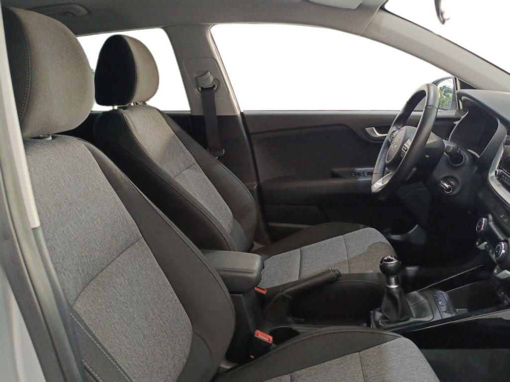 KIA Stonic 1.2 MPI Style Special Edition - 10