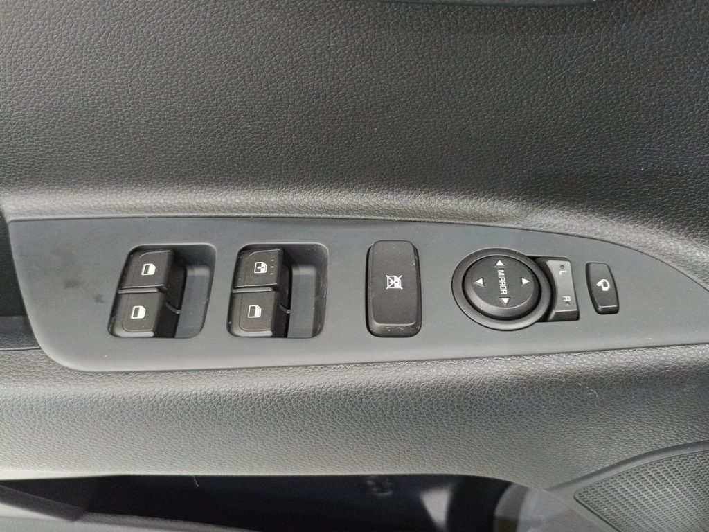 KIA Stonic 1.2 MPI Style Special Edition - 20