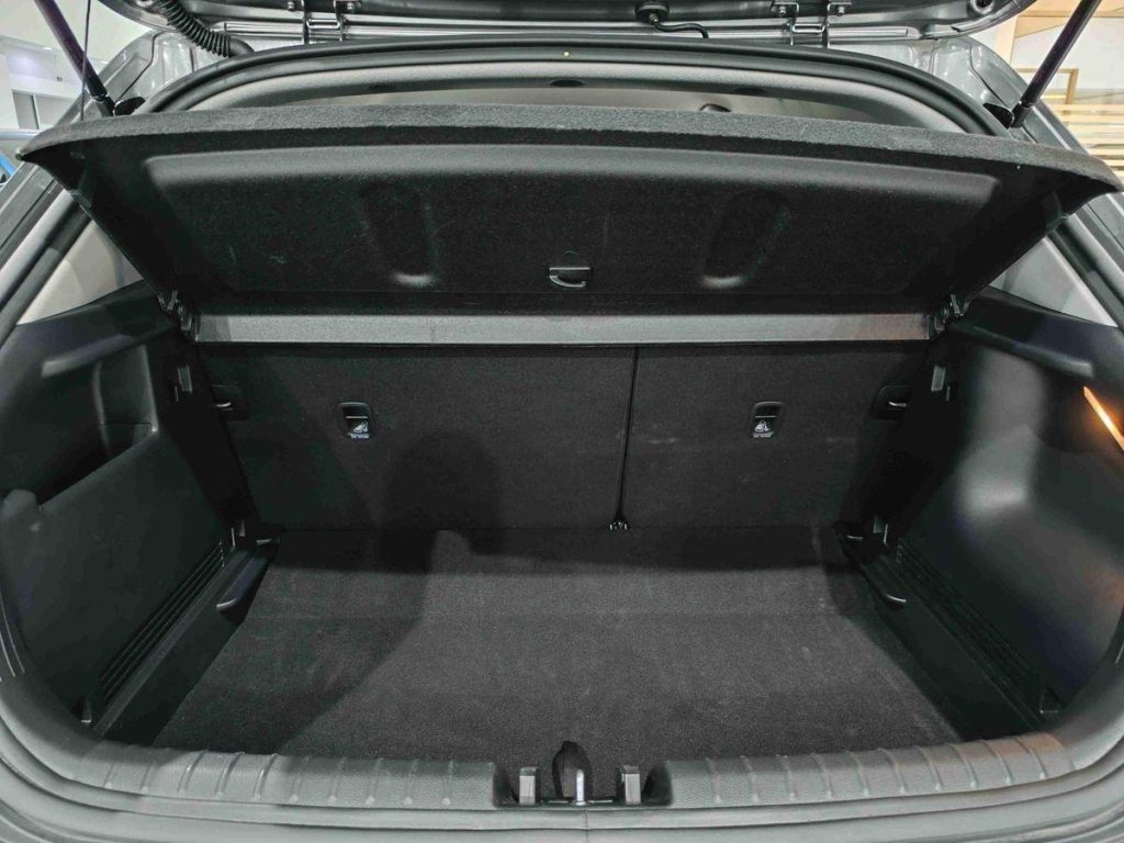 KIA Stonic 1.2 MPI Style Special Edition - 12