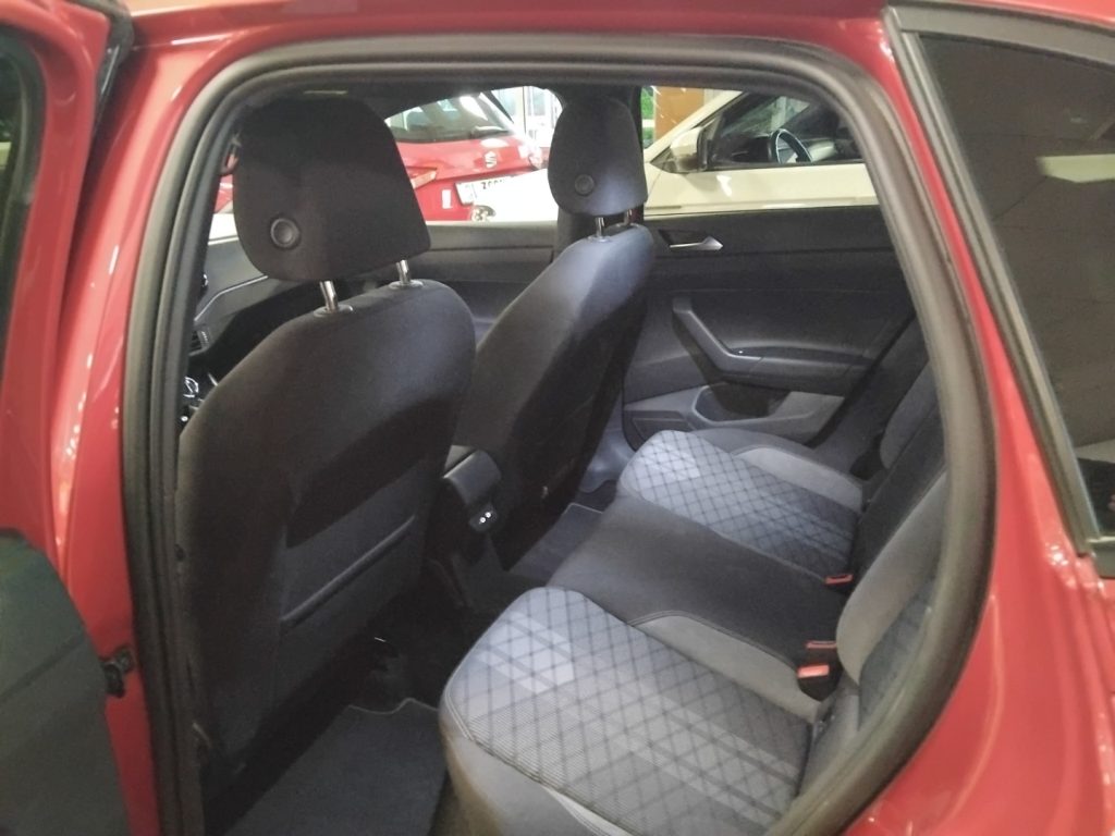 VOLKSWAGEN Taigo 1.0 TSI DSG R-Line - 7