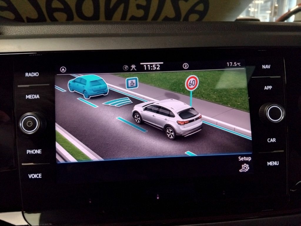 VOLKSWAGEN Taigo 1.0 TSI DSG R-Line - 20