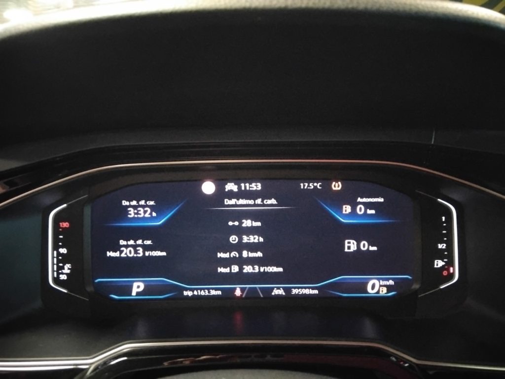 VOLKSWAGEN Taigo 1.0 TSI DSG R-Line - 23