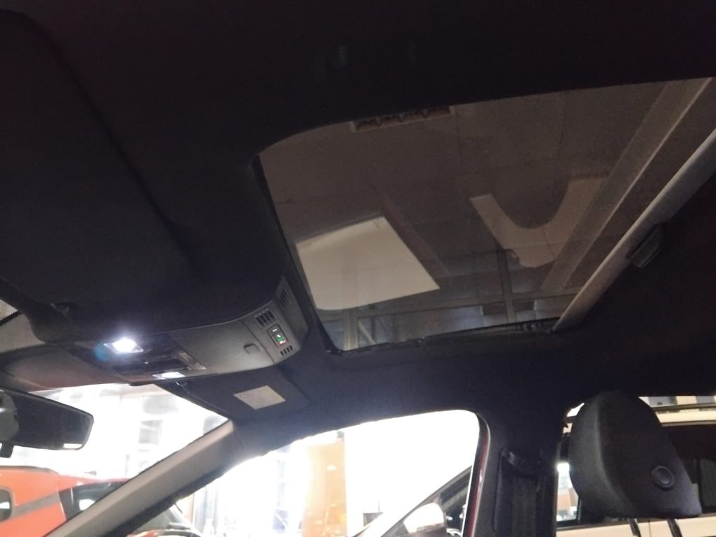 VOLKSWAGEN Taigo 1.0 TSI DSG R-Line - 26