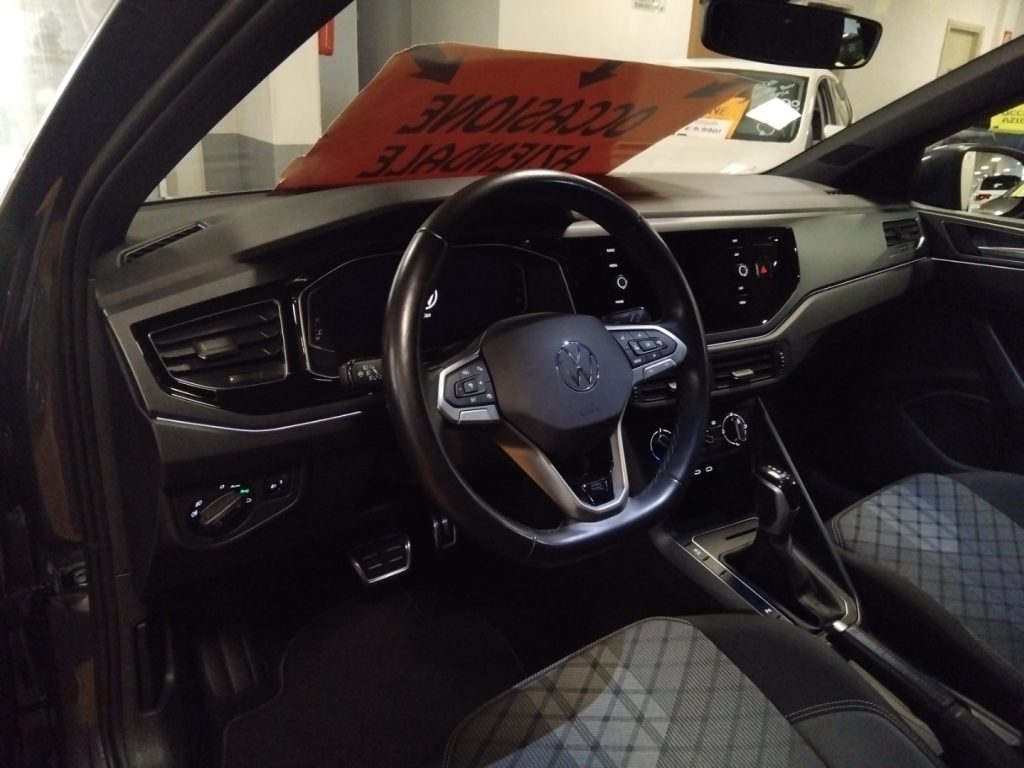 VOLKSWAGEN Taigo 1.0 TSI DSG R-Line  17 TETTO - 23