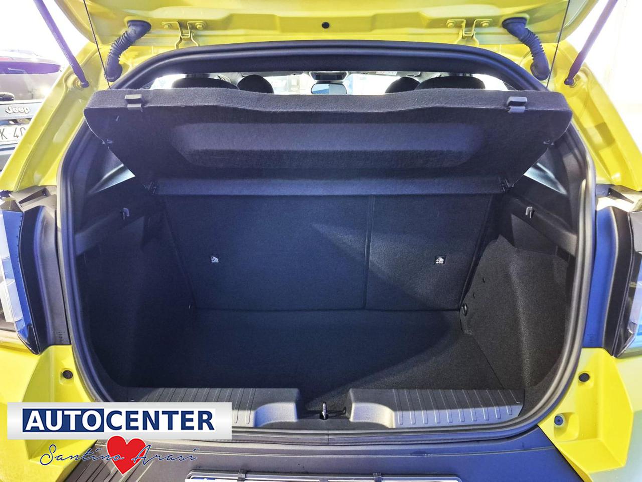 FIAT Grande Panda 1.2 Hybrid 110 CV S&S Icon - 8