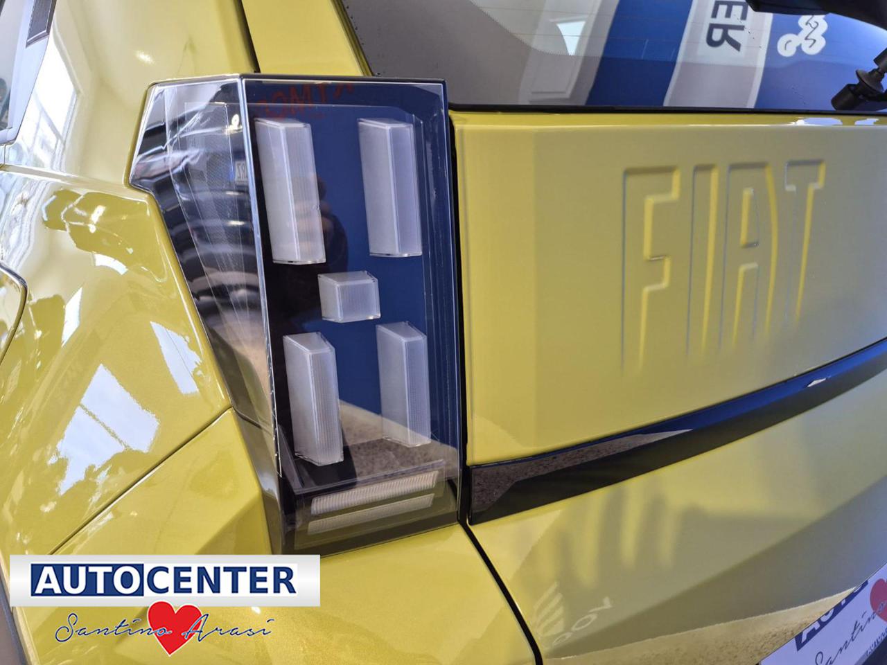 FIAT Grande Panda 1.2 Hybrid 110 CV S&S Icon - 16