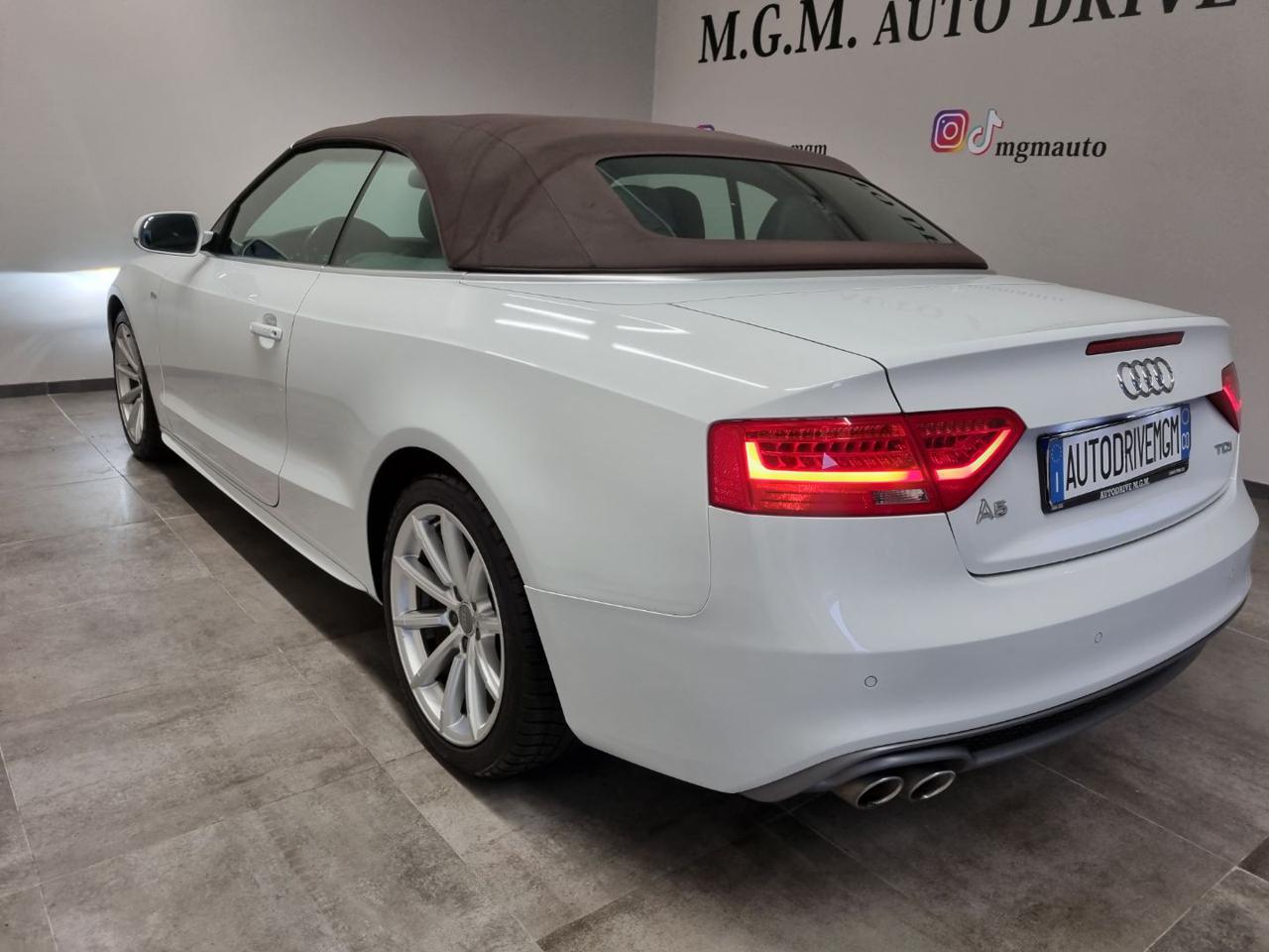 AUDI A5 Cabrio 2.0 TDI clean diesel multitronic S-LINE - 23