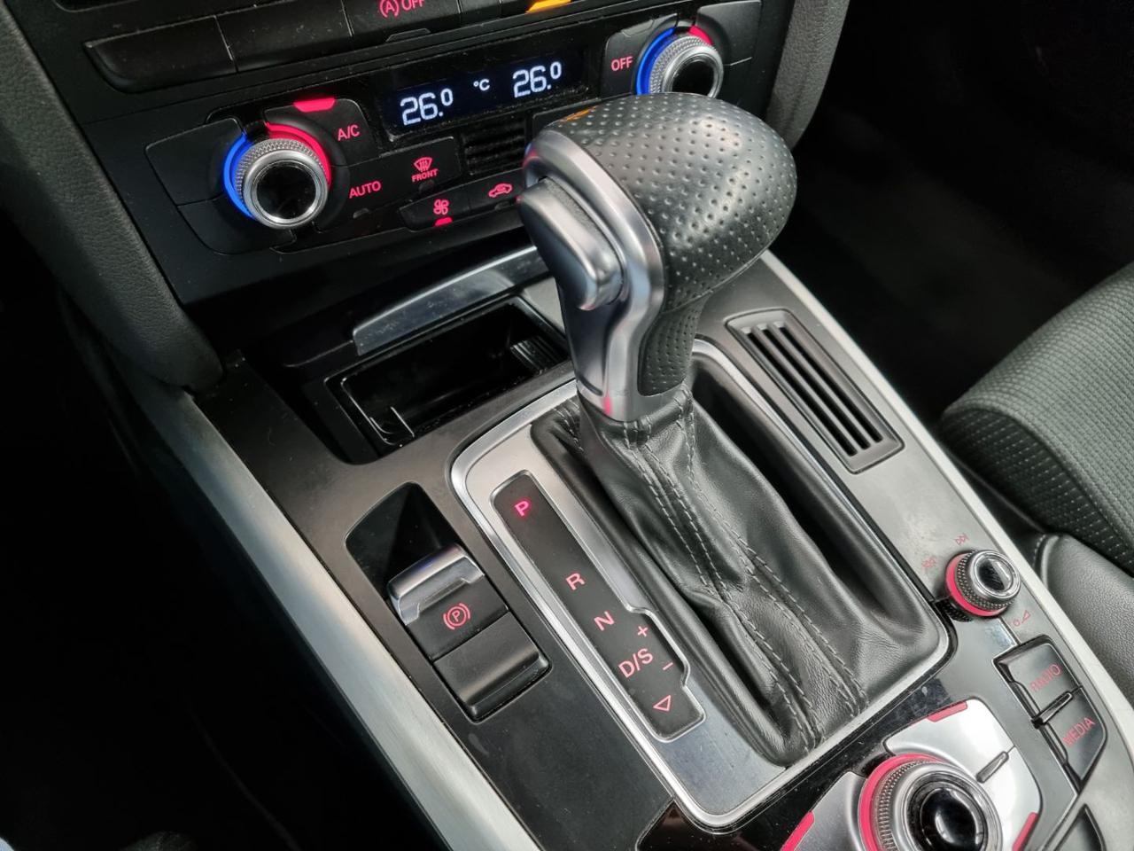 AUDI A5 Cabrio 2.0 TDI clean diesel multitronic S-LINE - 12