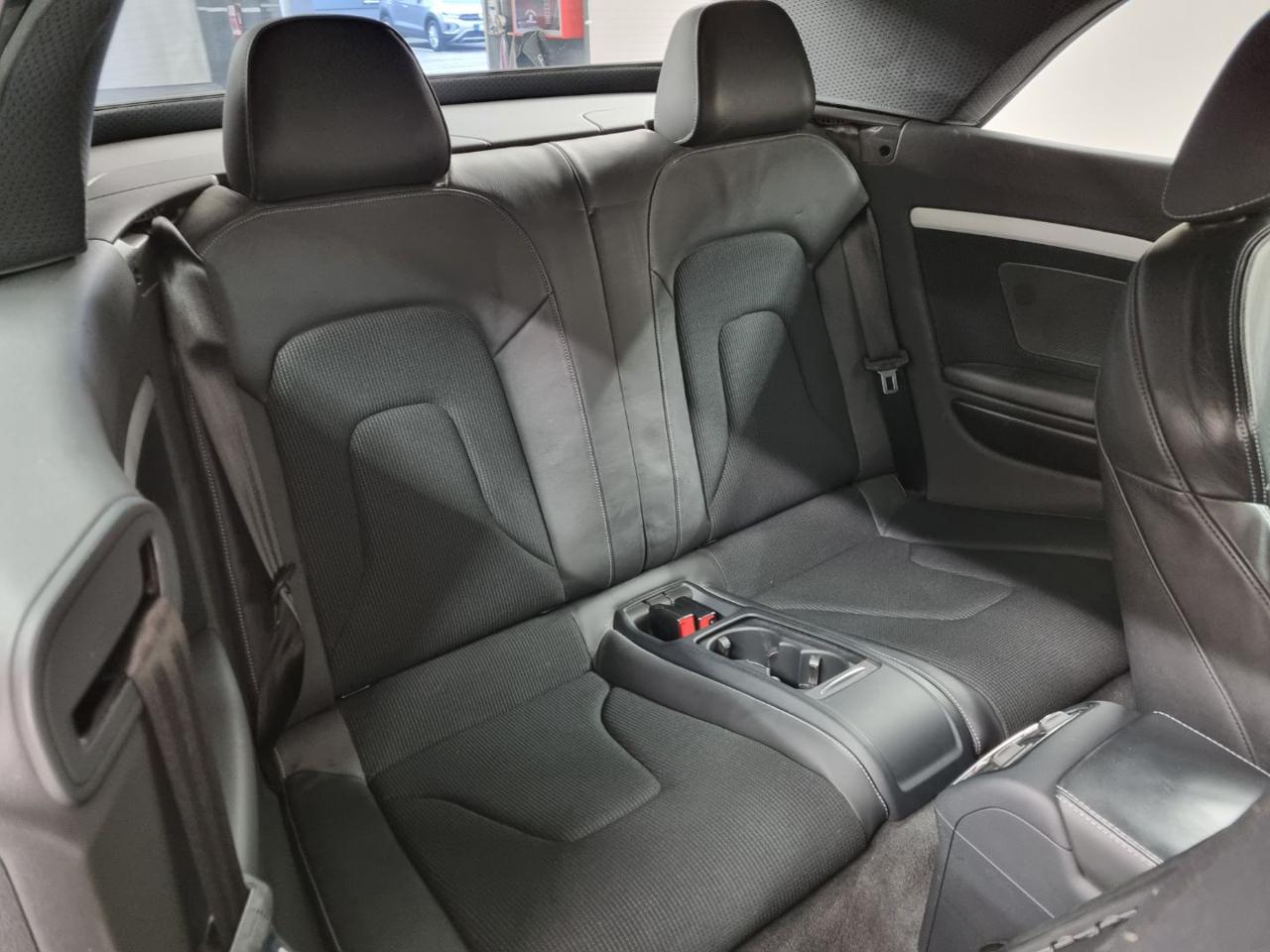 AUDI A5 Cabrio 2.0 TDI clean diesel multitronic S-LINE - 9
