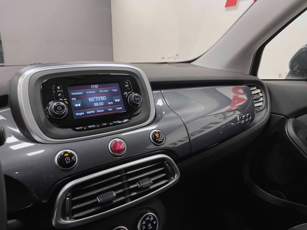 FIAT 500X 1.3 MJT LOUNGE 4x2 95CV - 23