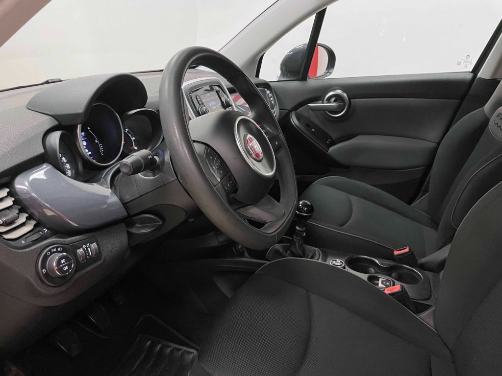 FIAT 500X 1.3 MJT LOUNGE 4x2 95CV - 28