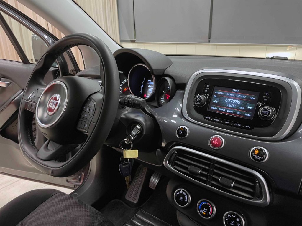 FIAT 500X 1.3 MJT LOUNGE 4x2 95CV - 43