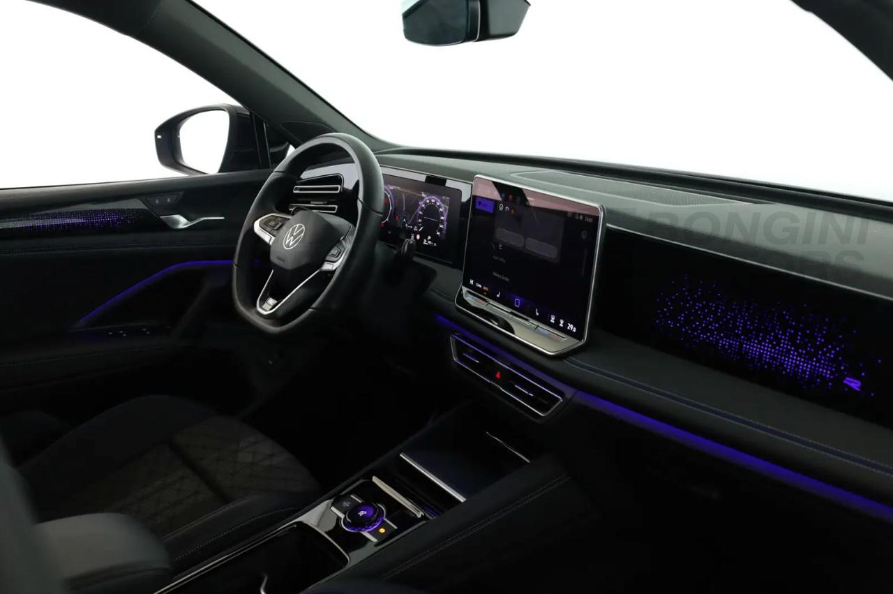 VOLKSWAGEN Tiguan 2.0 TDI 150CV DSG R LINE TETTO - NAVI - CERCHI 20 - 12