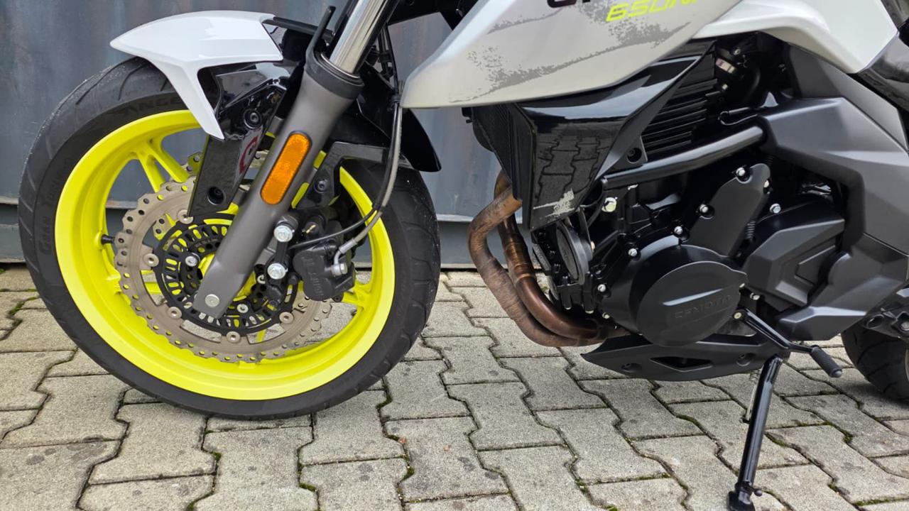 CF MOTO 650NK 2024 - 8