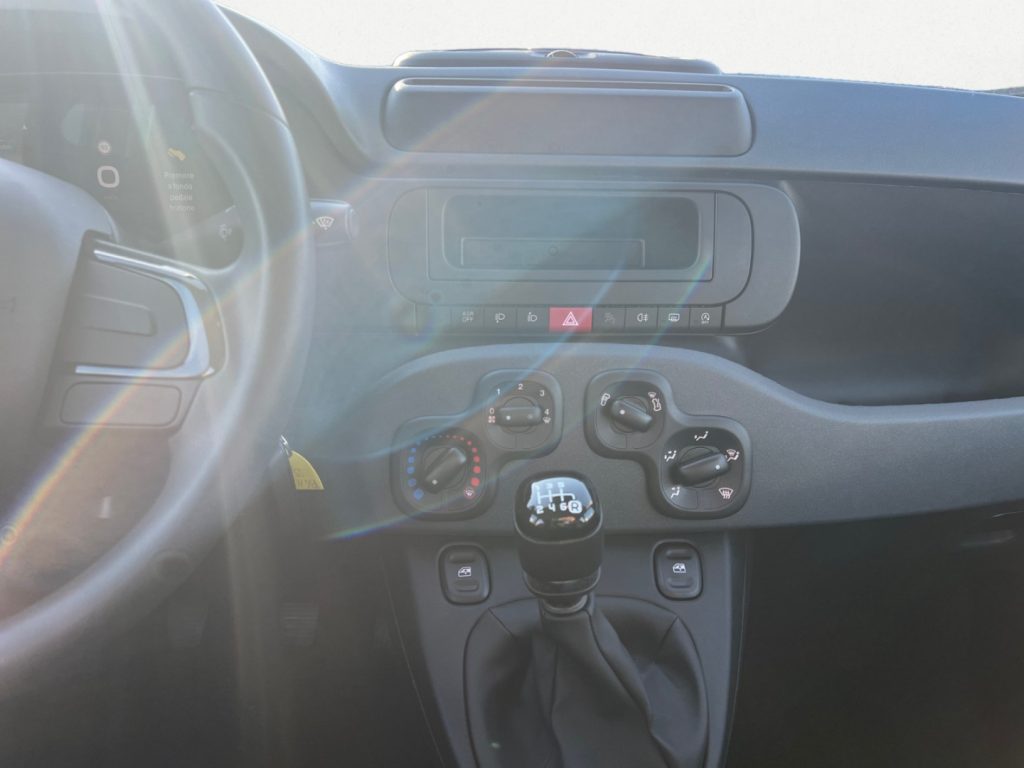 FIAT New Panda # 1.0 FireFly S&S Hybrid Pop KM0 - 11