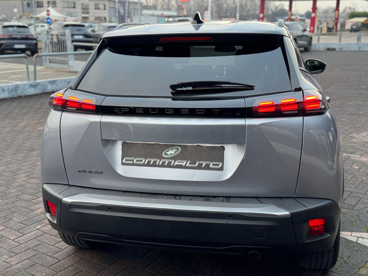 PEUGEOT 2008 PureTech 100 S&S Allure - 5