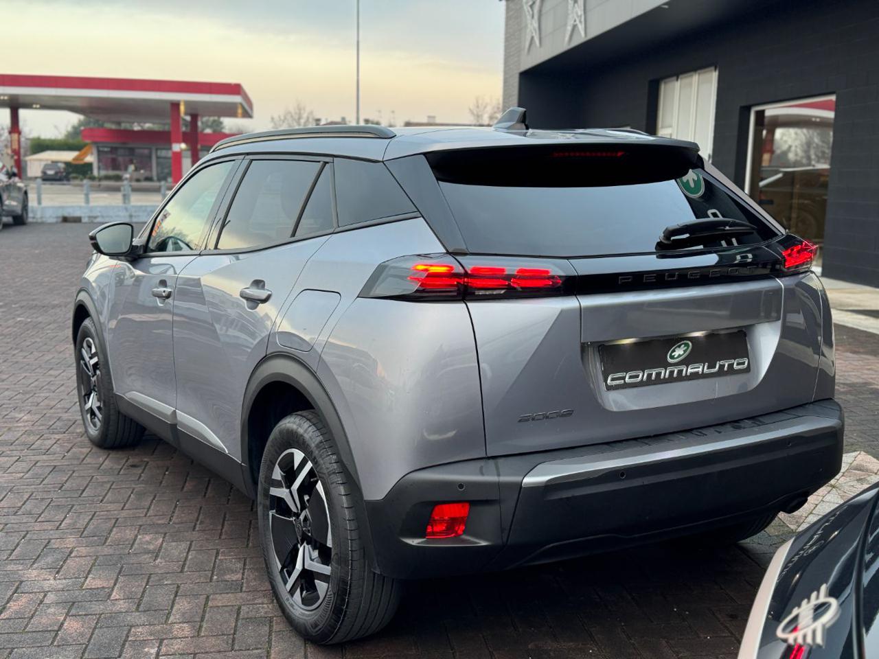 PEUGEOT 2008 PureTech 100 S&S Allure - 6