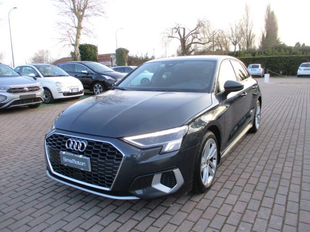 AUDI A3 Grigio scuro metallizzato