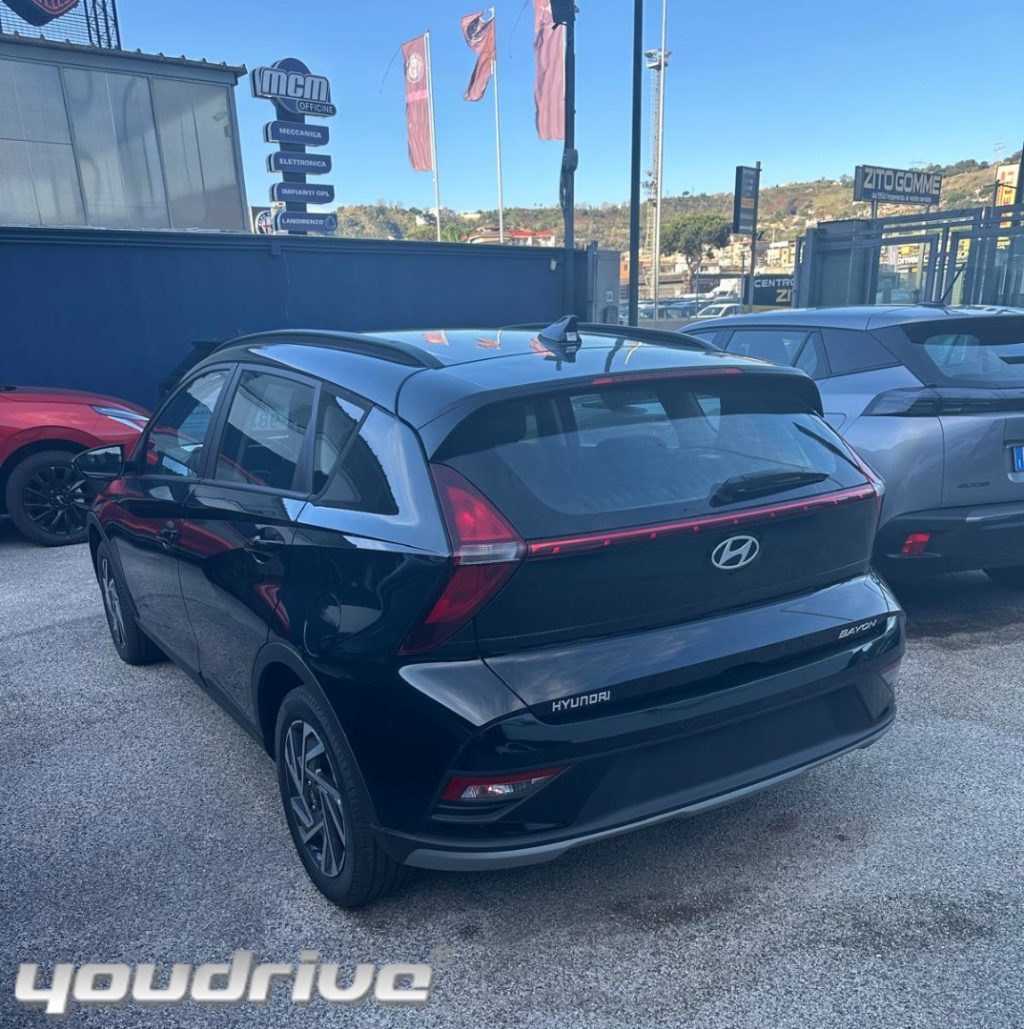 HYUNDAI Bayon / 1.2 MPI MT XLine KM0 - 3