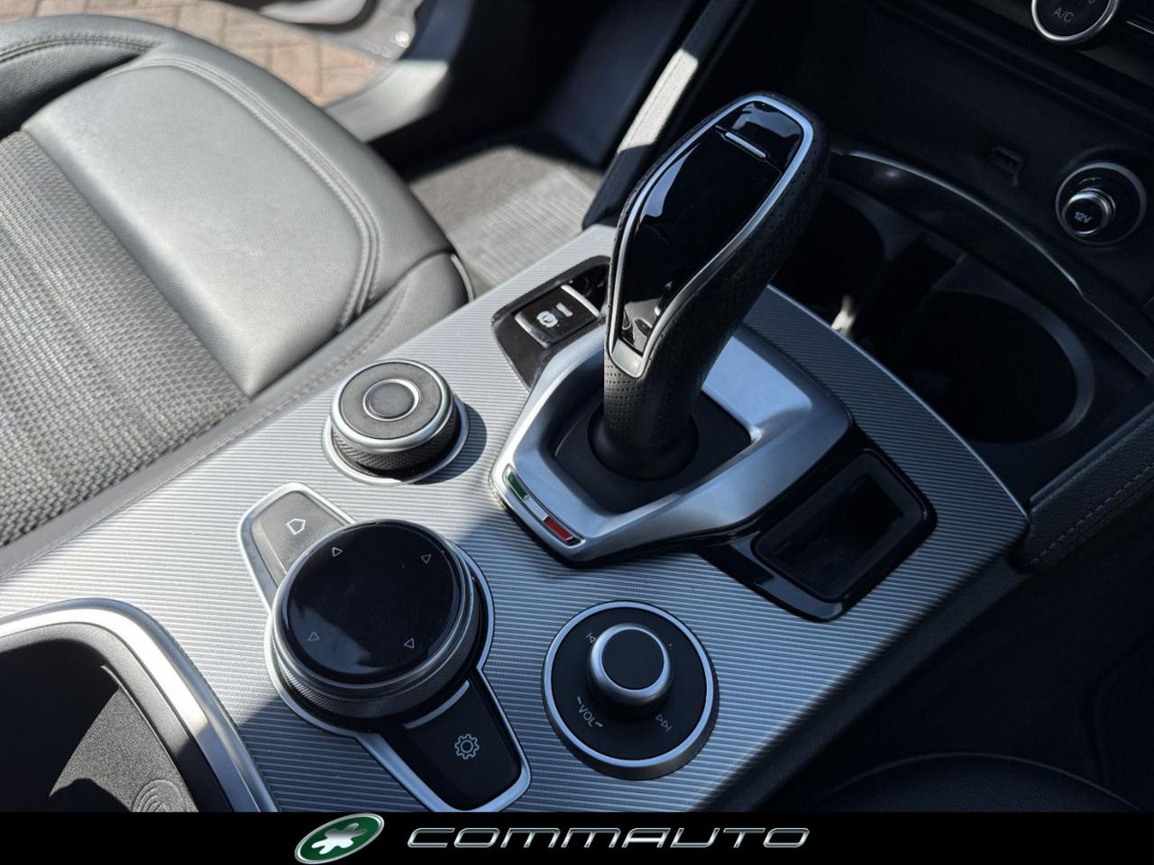 ALFA ROMEO Stelvio 2.2 Turbodiesel 190 CV AT8 Q4 Sprint - 17