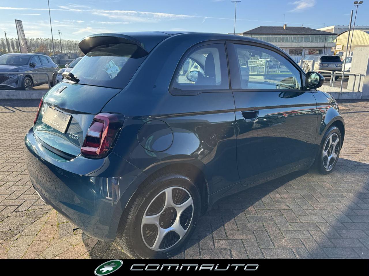 FIAT 500e Berlina 23,65 kWh Action - 5