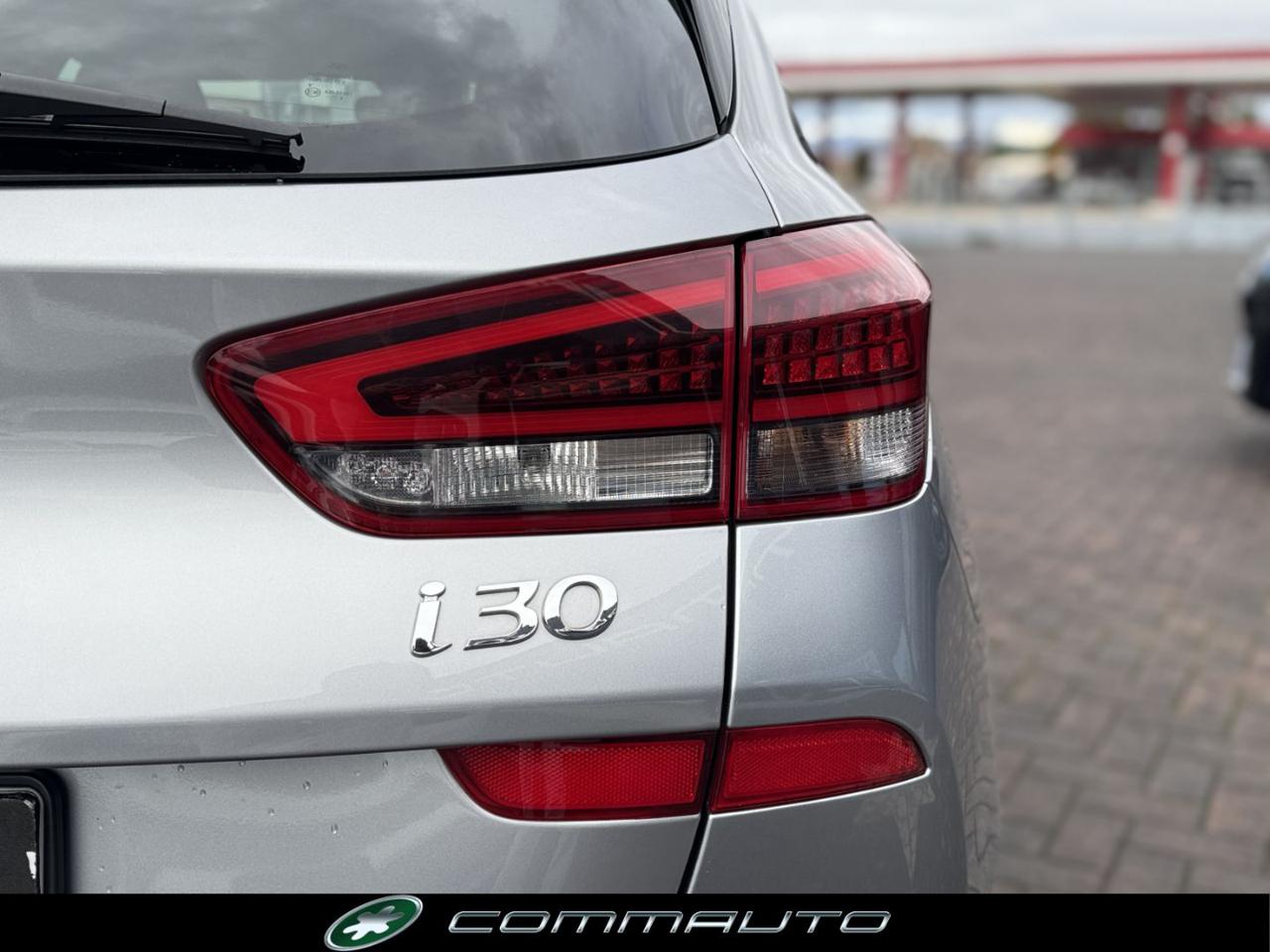 HYUNDAI i30 1.0 T-GDI iMT 48V 5 porte Prime - 25