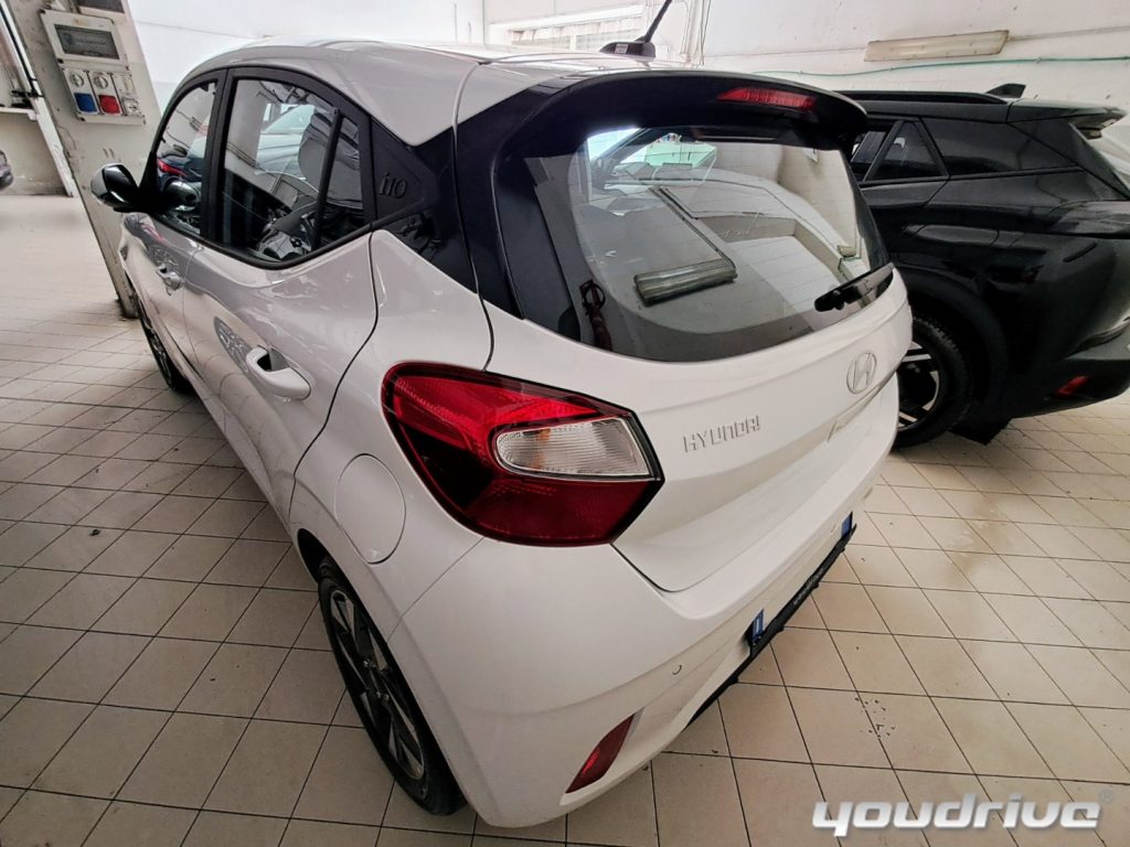 HYUNDAI i10 / 1.0 GPL ORIGINALE CASA Connectline KM0 - 3