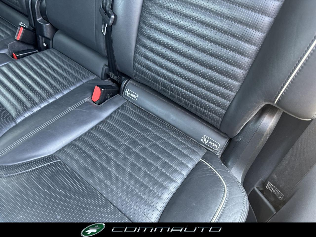 LAND ROVER Discovery 3.0 TD6 249 CV HSE 7p - 31