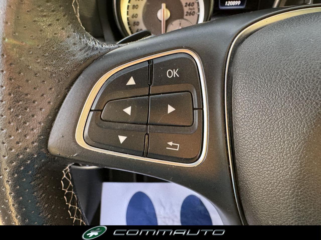 MERCEDES-BENZ GLA 200 d Automatic 4Matic Sport - 19