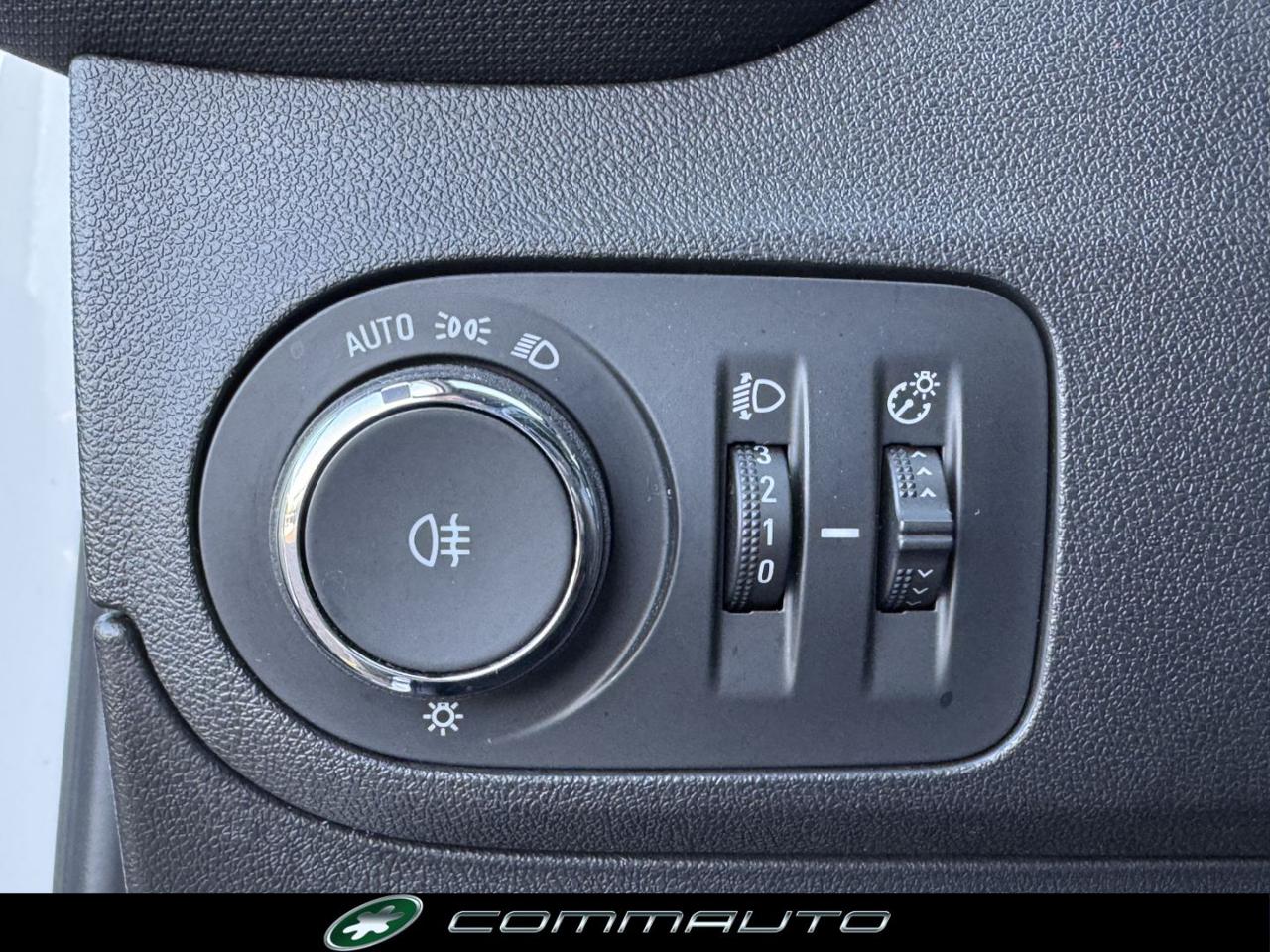 OPEL Crossland 1.2 12V Start&Stop Design & Tech - 17