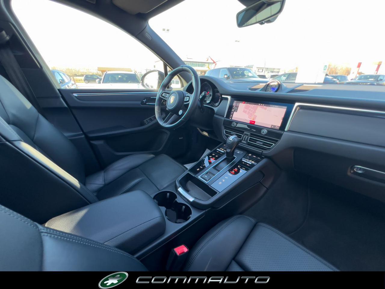 PORSCHE Macan 2.0 265CV PDK PASM - TETTO PANO - SPORT CHRONO - 32