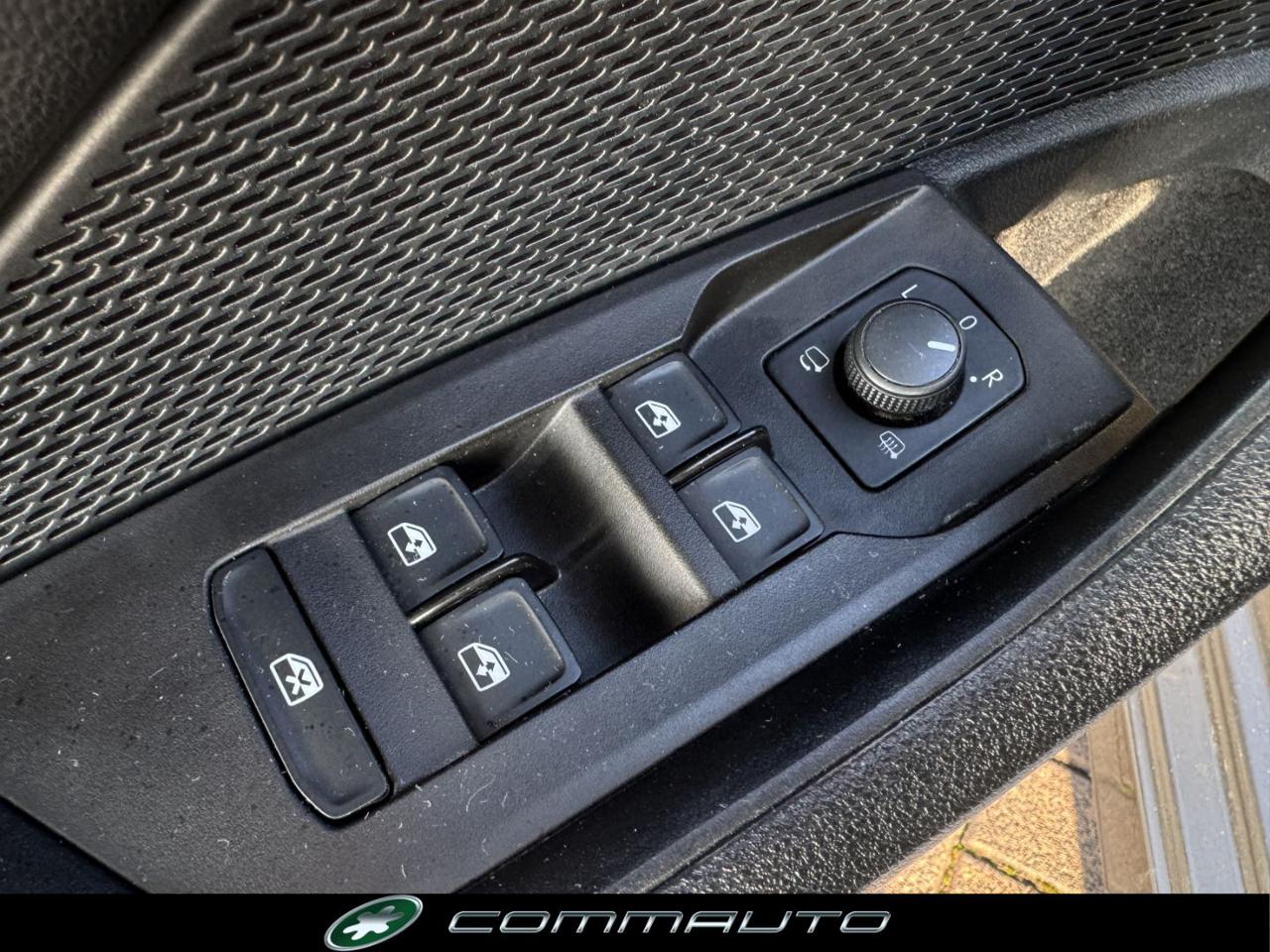 SKODA Octavia 2.0 TDI EVO SCR DSG Executive - 13