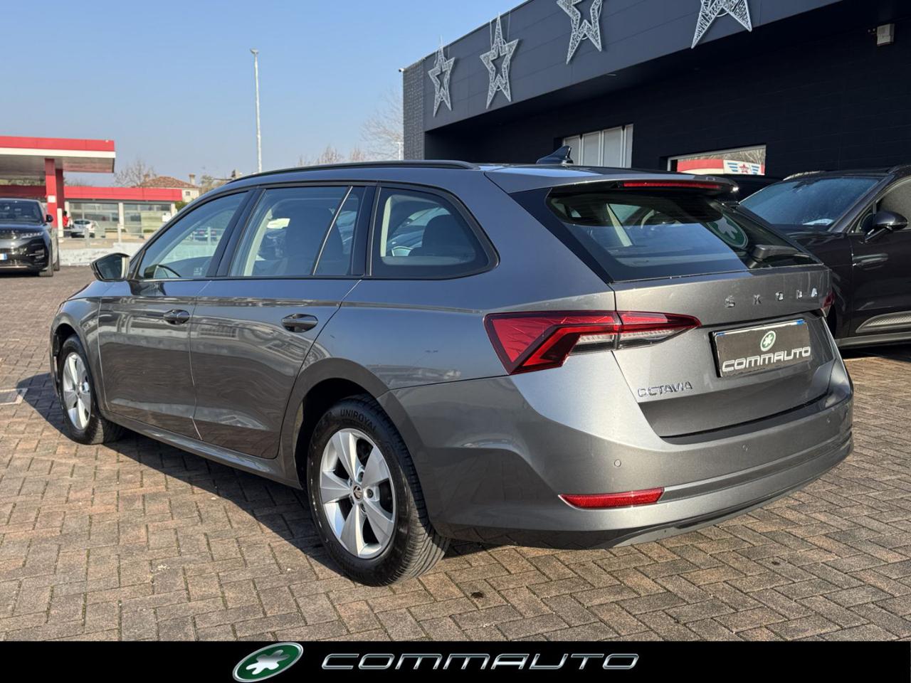 SKODA Octavia 2.0 TDI EVO SCR DSG Executive - 7